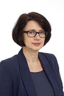 Porträt Claudia Bernhard