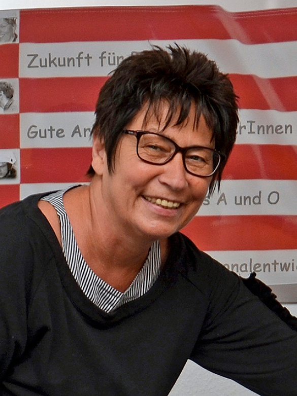 Elke Kosmal-Vöge