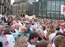 Streikende Kolleginnen und Kollegen