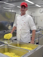 Teamleiter Herr Lippmann mit lecker Cous Cous