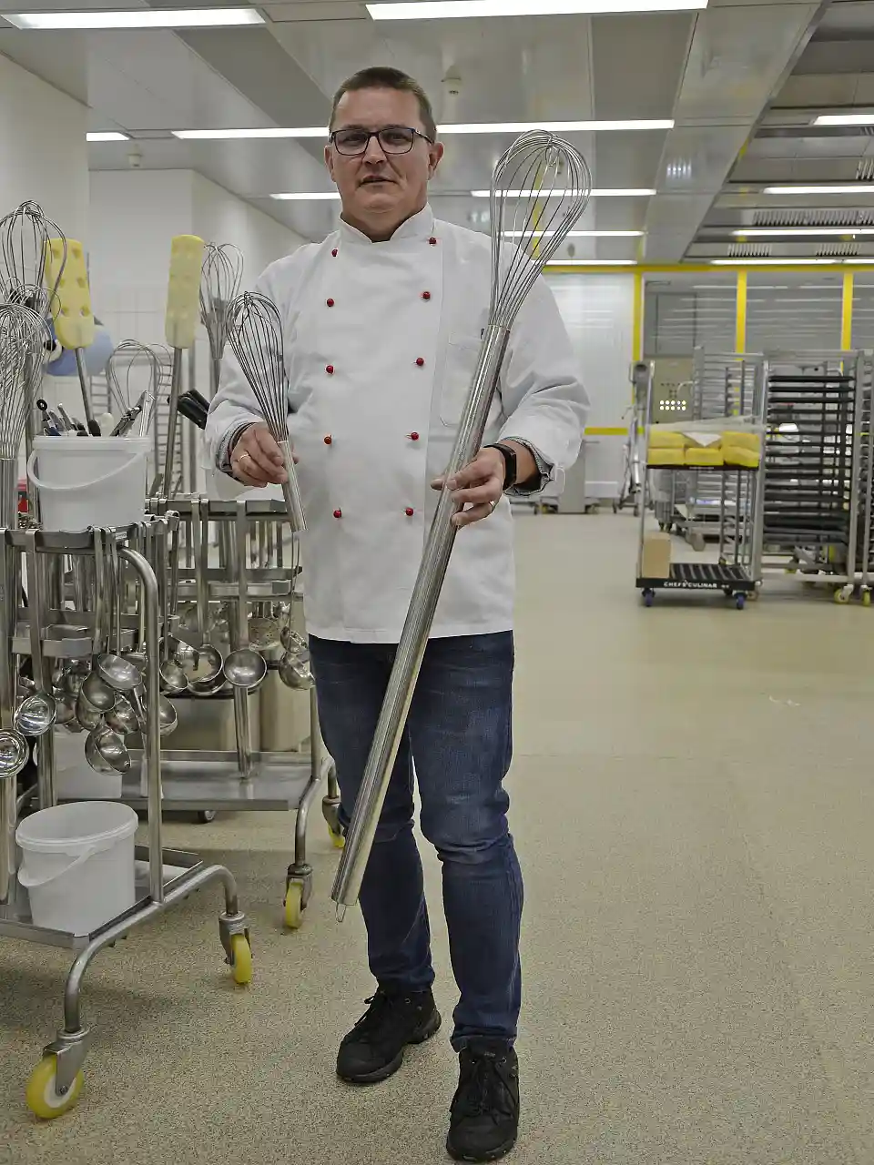 Kleine und riesige Schneebesen